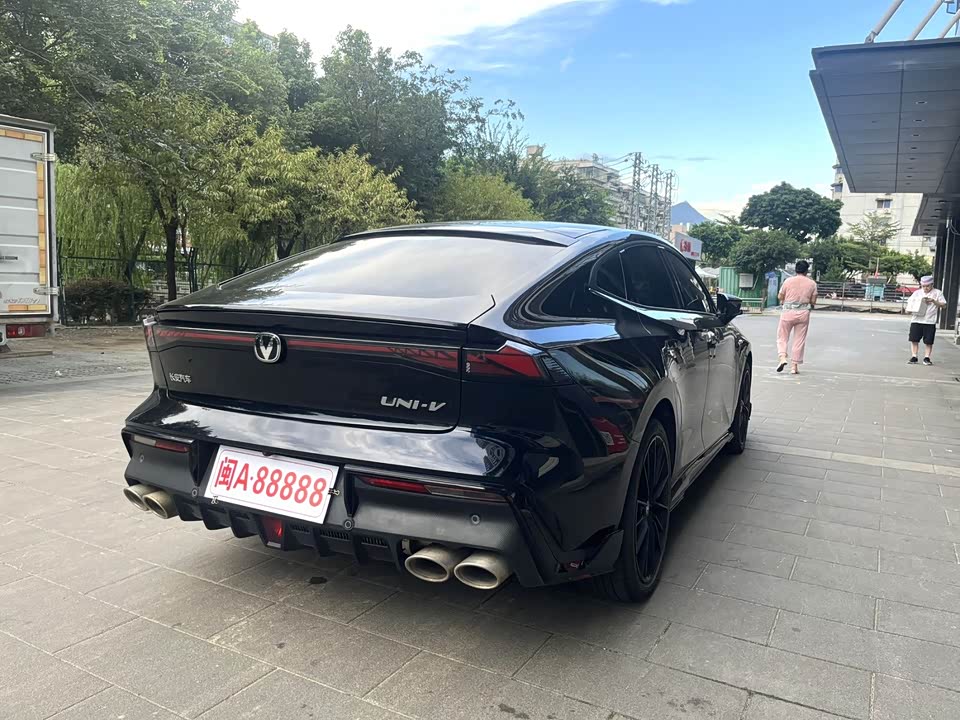 Changan UNI-V