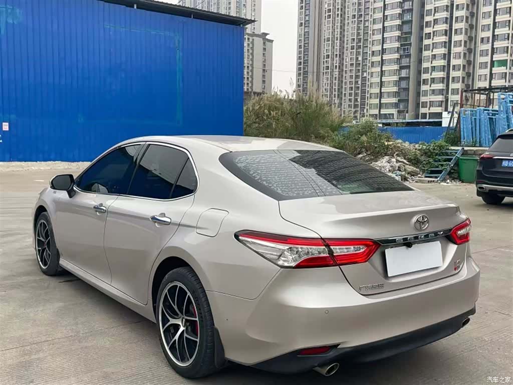 Toyota Camry, 2019 все фото