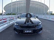����i5 M60 2024�� xDrive M60