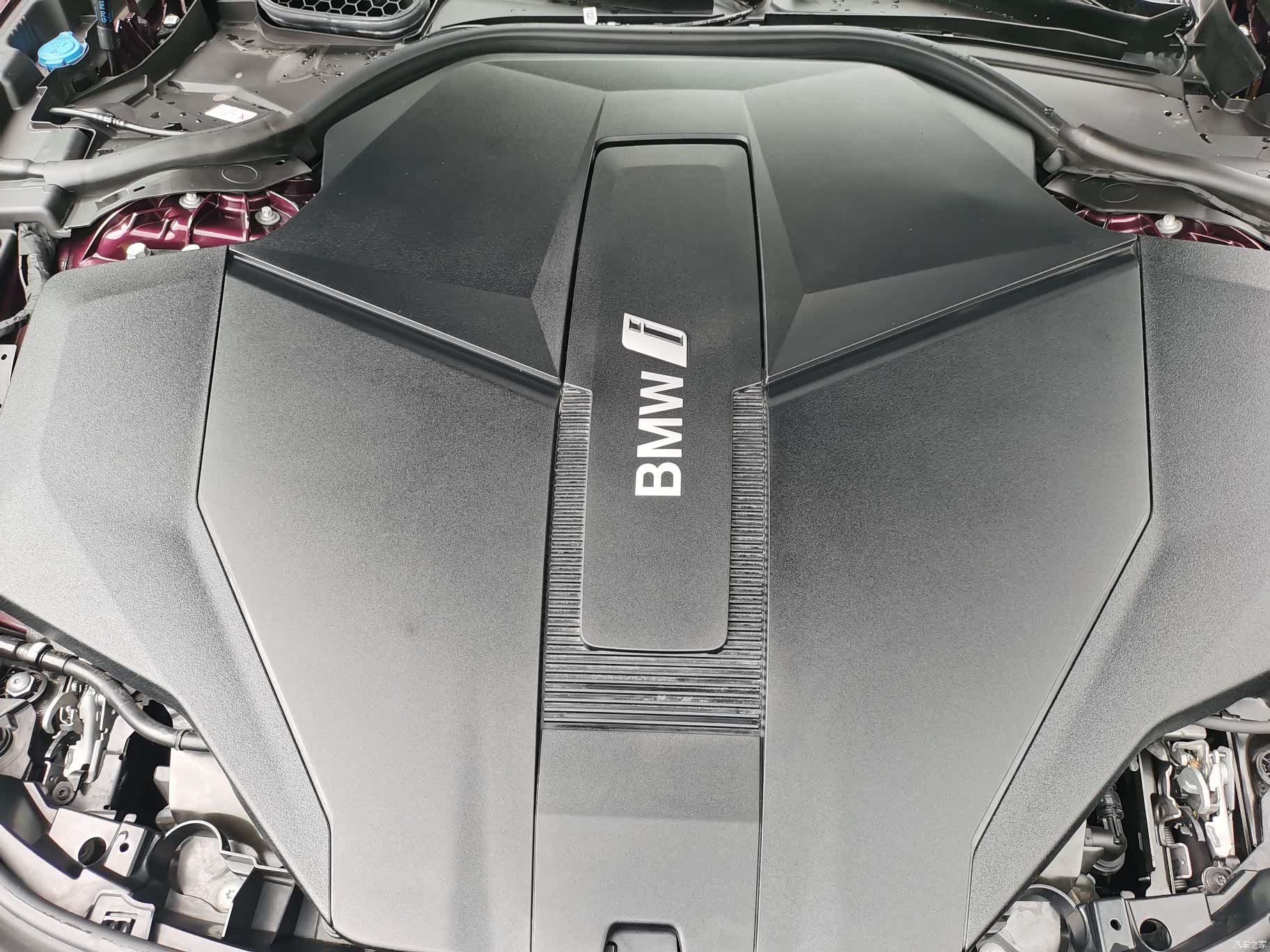 BMW i7, 2024 27