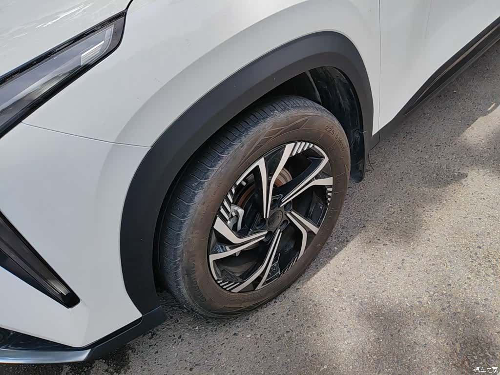 Geely Boyue, 2024 23