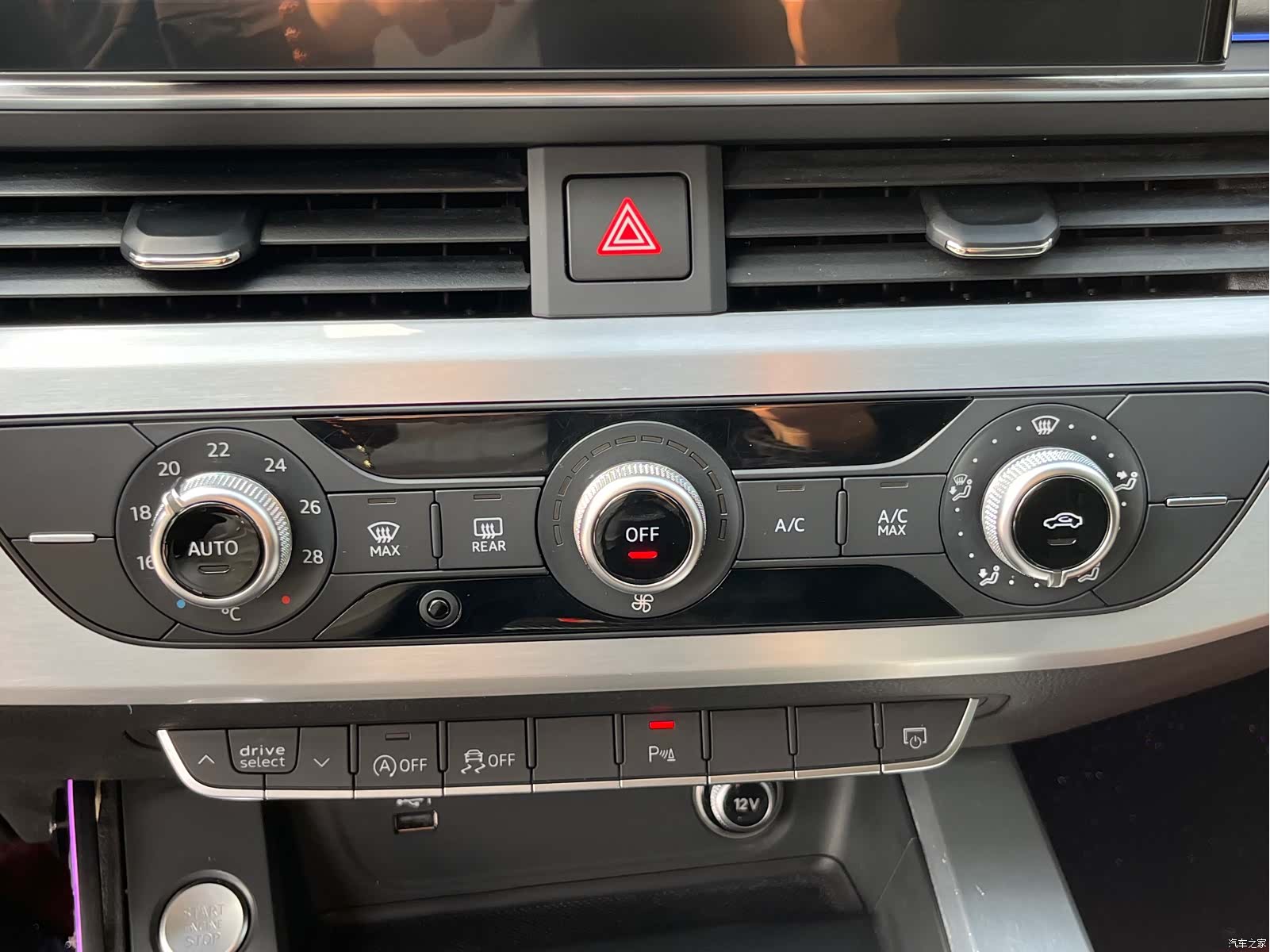 Audi A4L, 2022 25