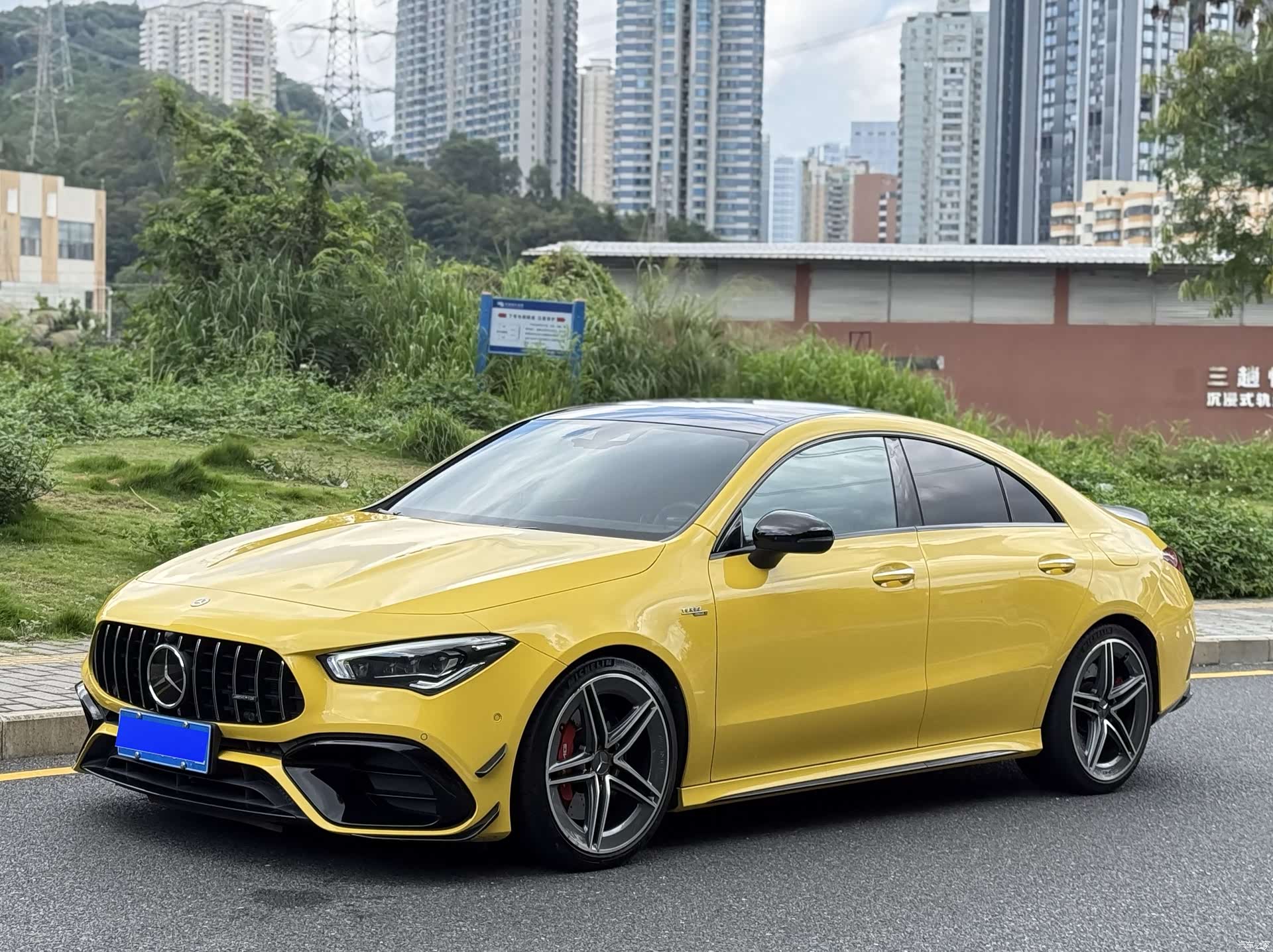 Mercedes-Benz CLA