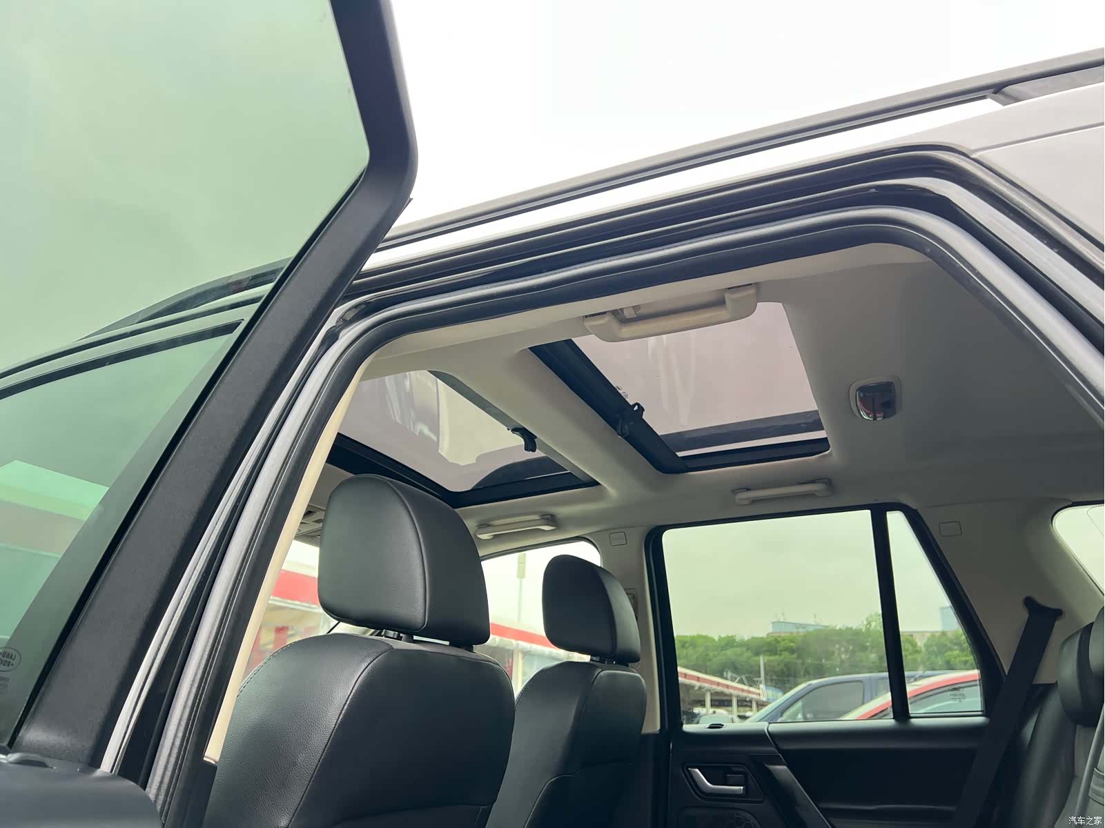 Land Rover SD4, 2011 12