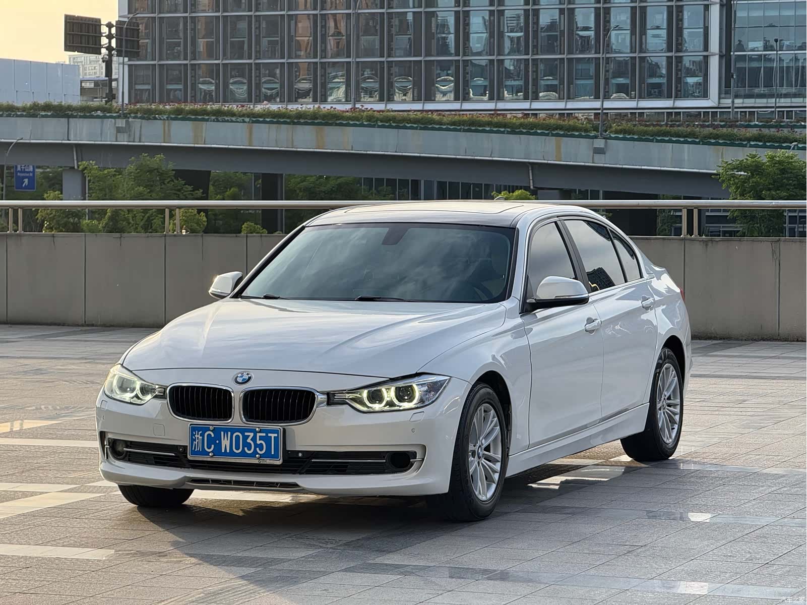 BMW 3 Series, 2015 1