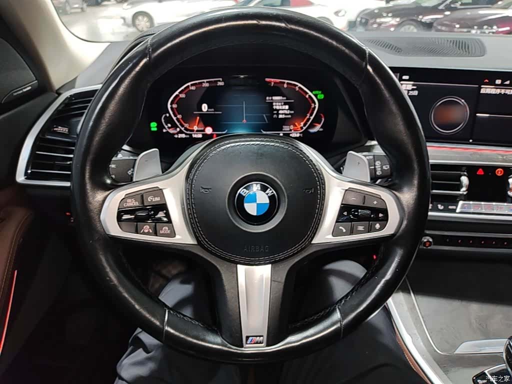 BMW X5, 2021 11
