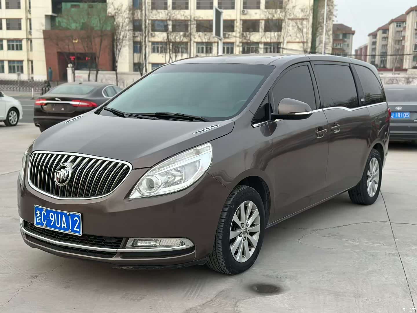 Buick GL8, 2016 1
