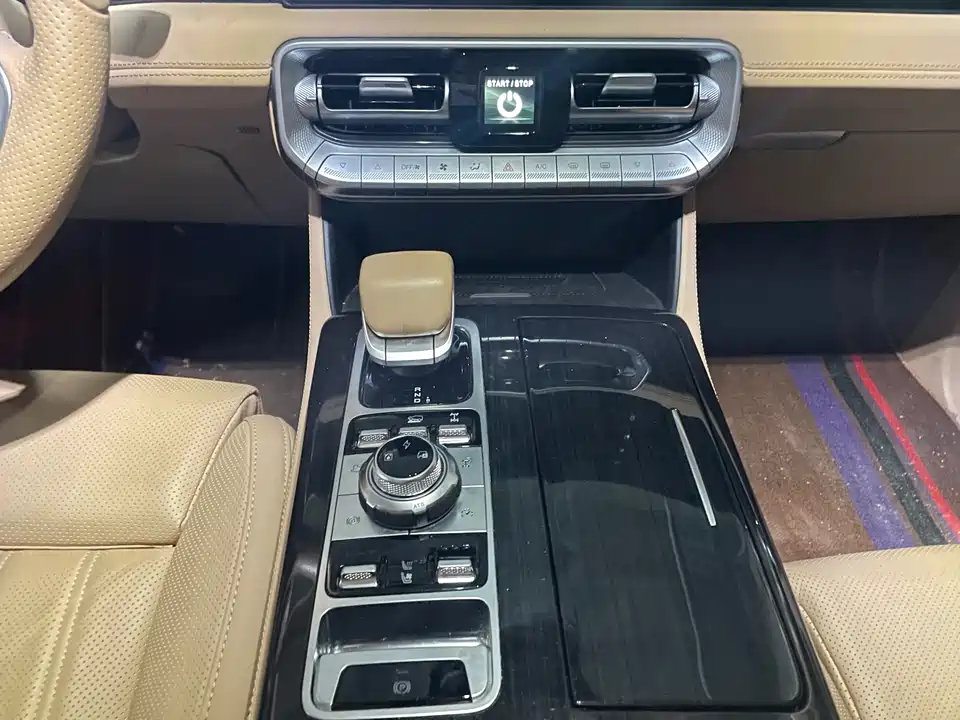 Beijing BJ60 Thunder