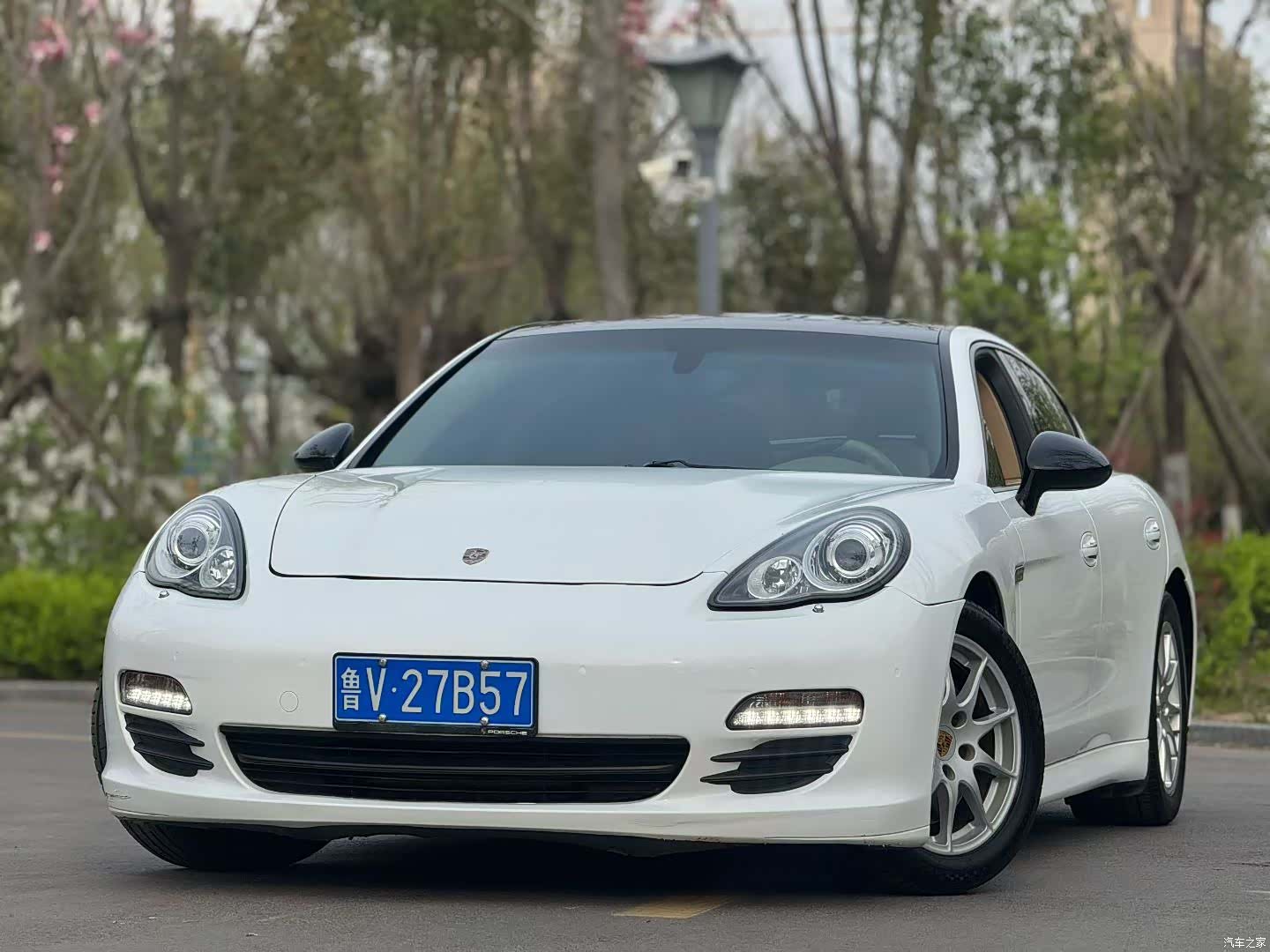 Porsche Panamera, 2011 1