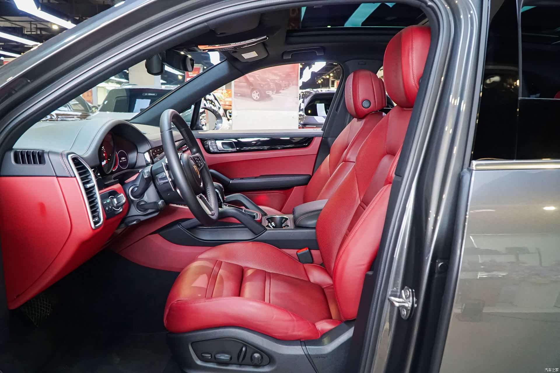 Porsche Cayenne, 2022 7