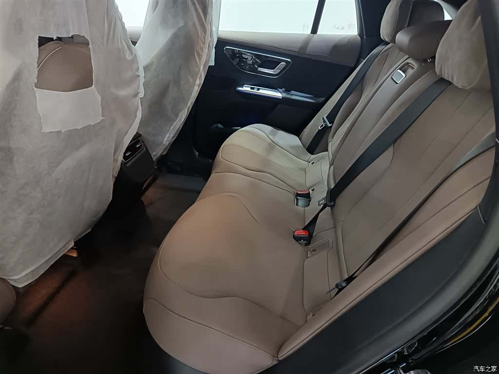 Mercedes-Benz EQE, 2025 8