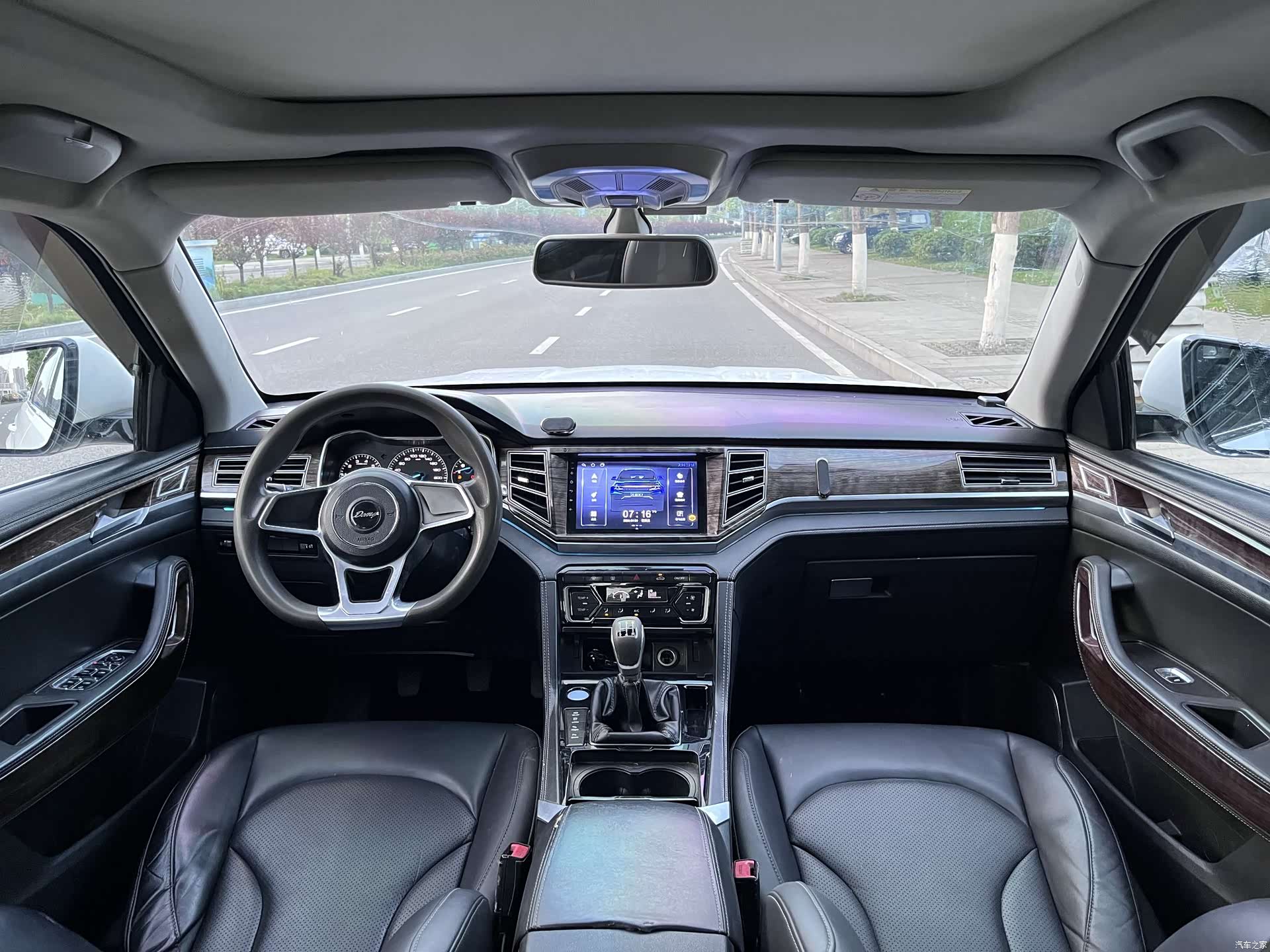 Zotye X7, 2017 13