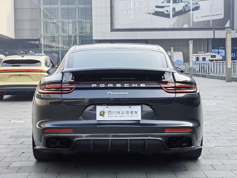 Porsche Panamera