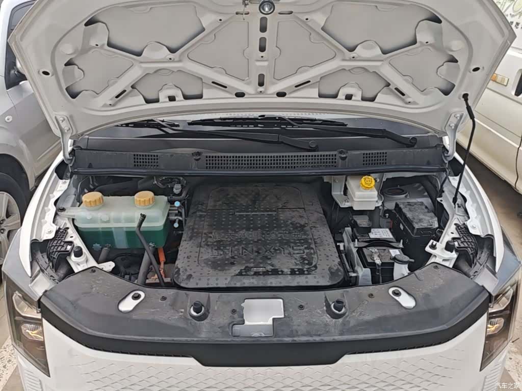 Wuling 42.3kWh, 2026 16