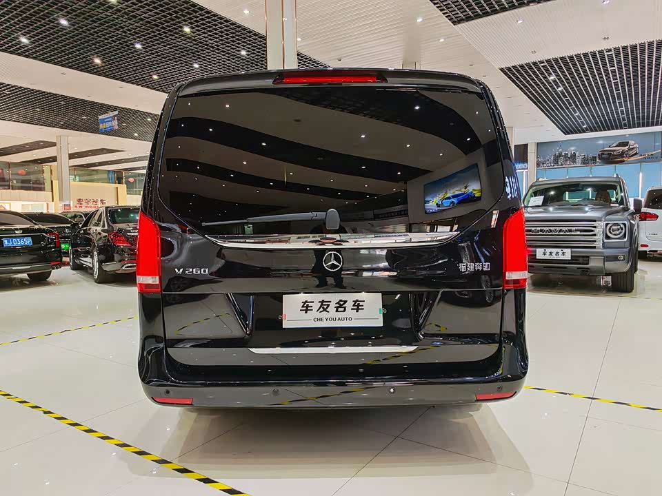 Mercedes-Benz V-class