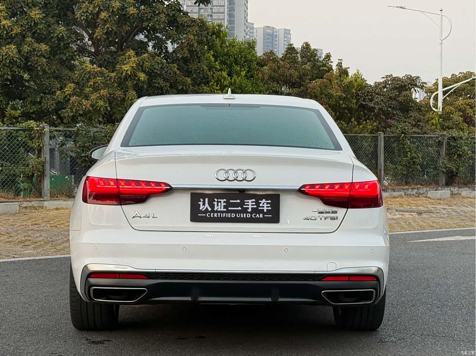 Audi A4L, 2020 все фото