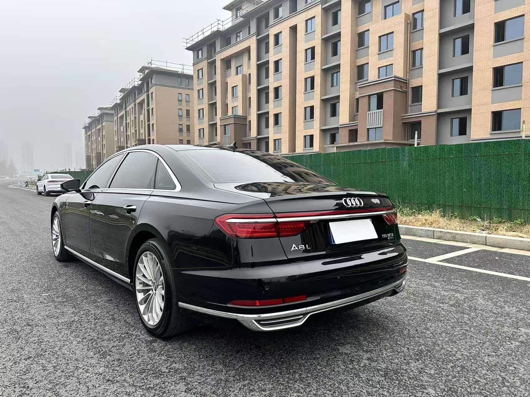 Audi A8L, 2019 9