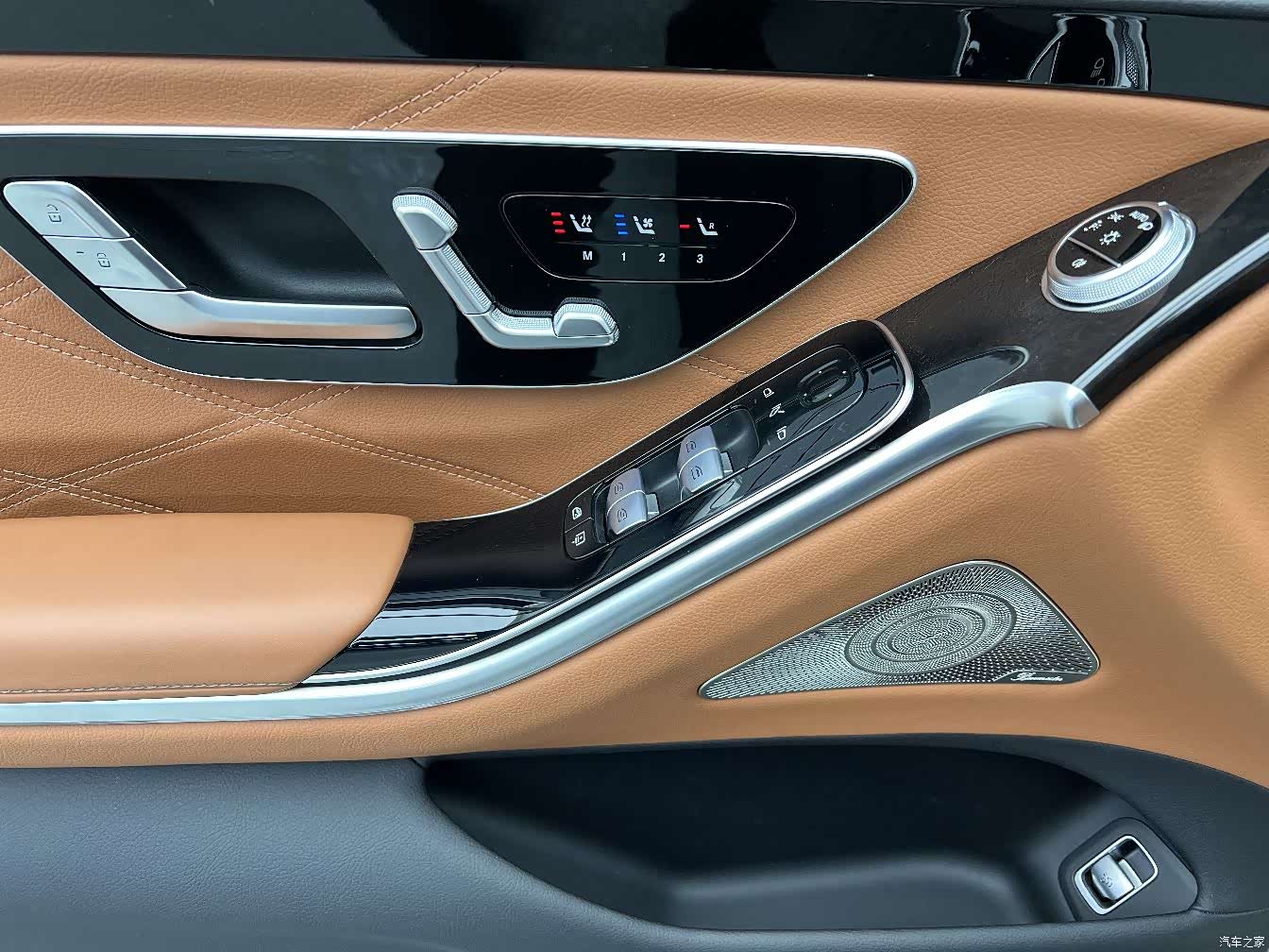 Maybach S-Class, 2022 7