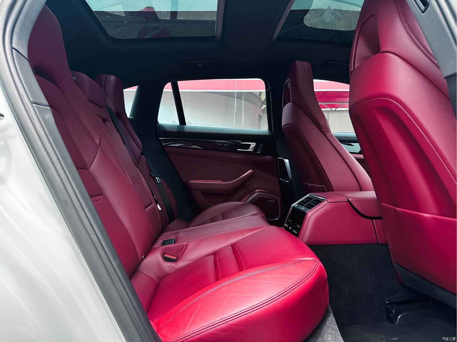 Porsche Panamera, 2022 6