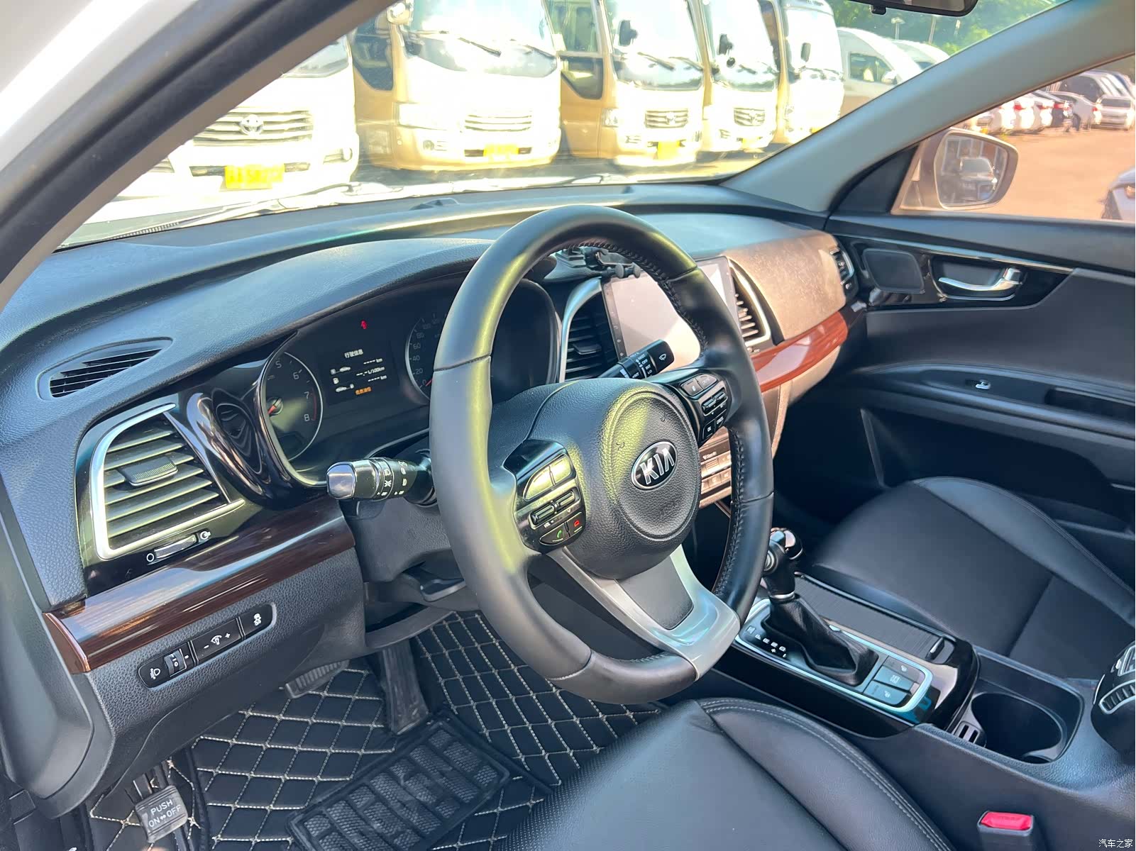 Kia K4, 2016 8