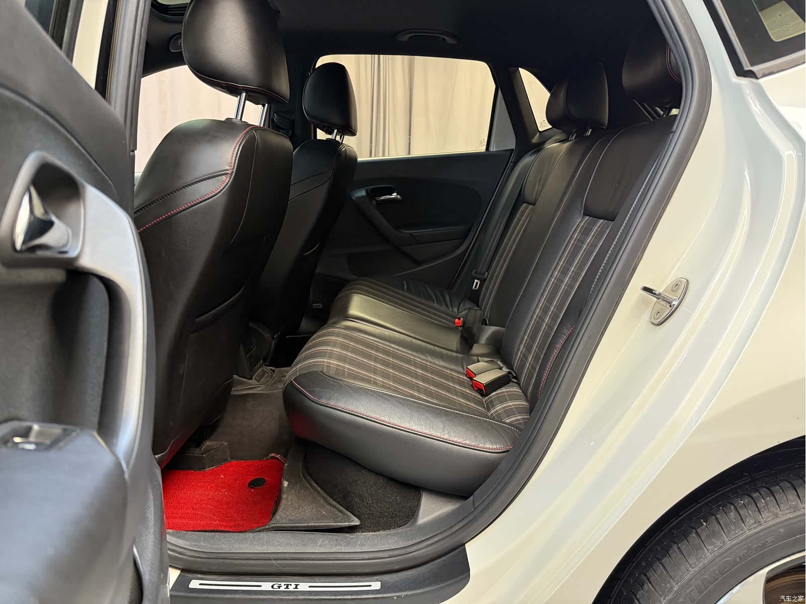 Volkswagen Polo, 2013 4