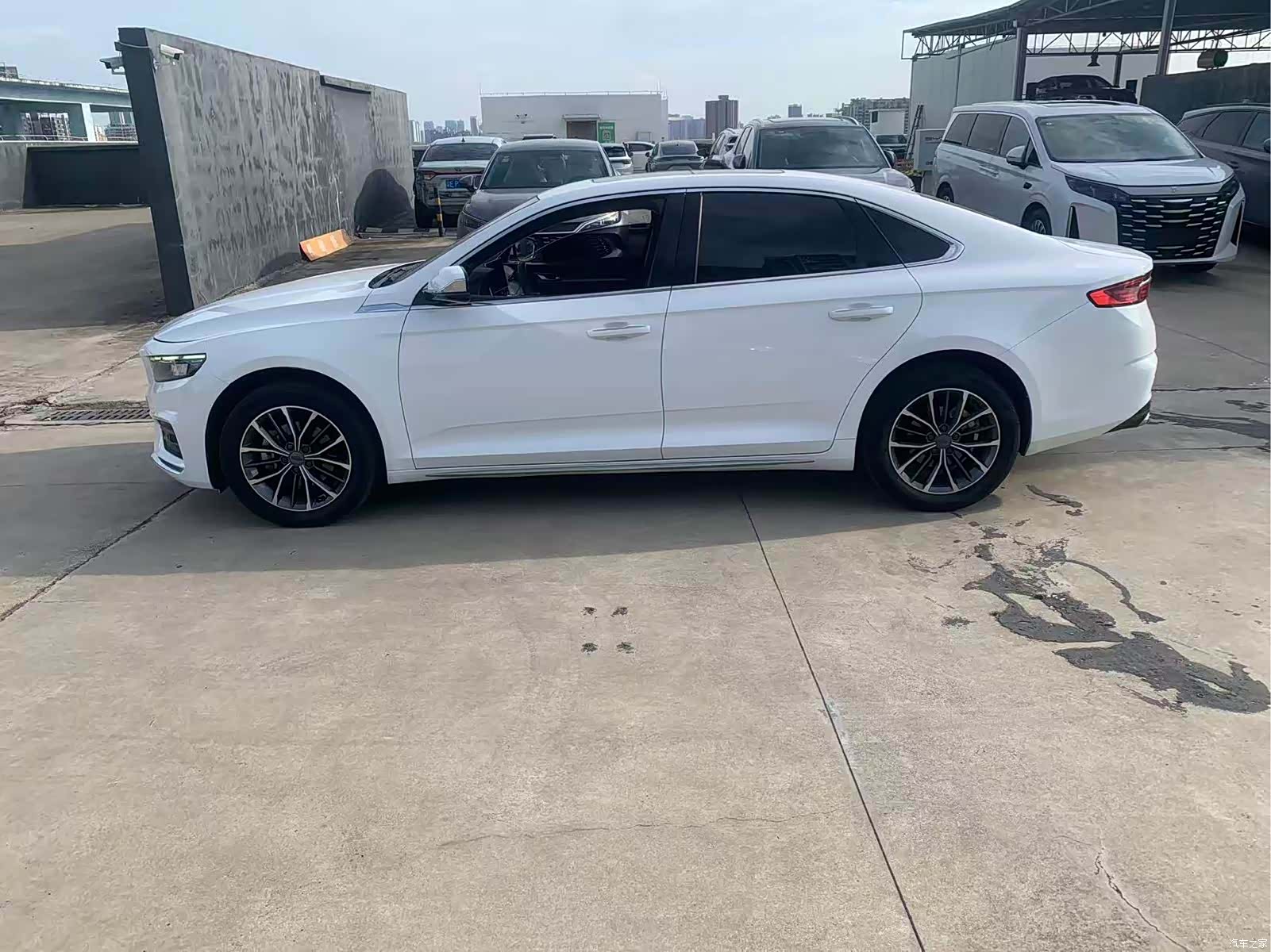 Geely Preface, 2023 16