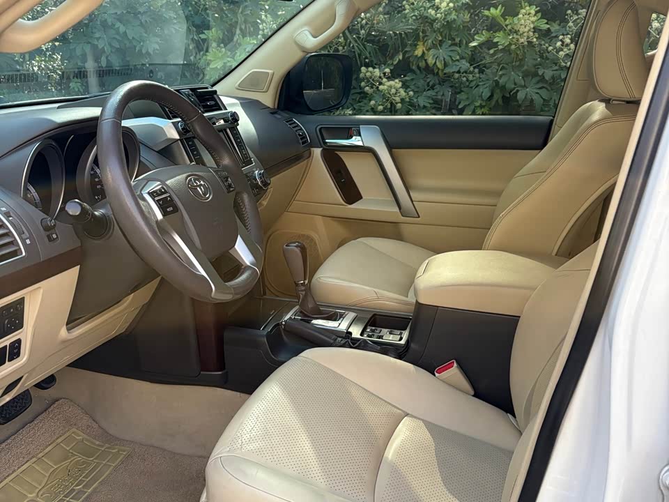 Toyota Prado