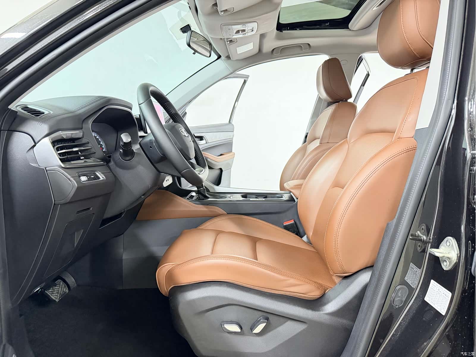 Geely X6, 2022 7