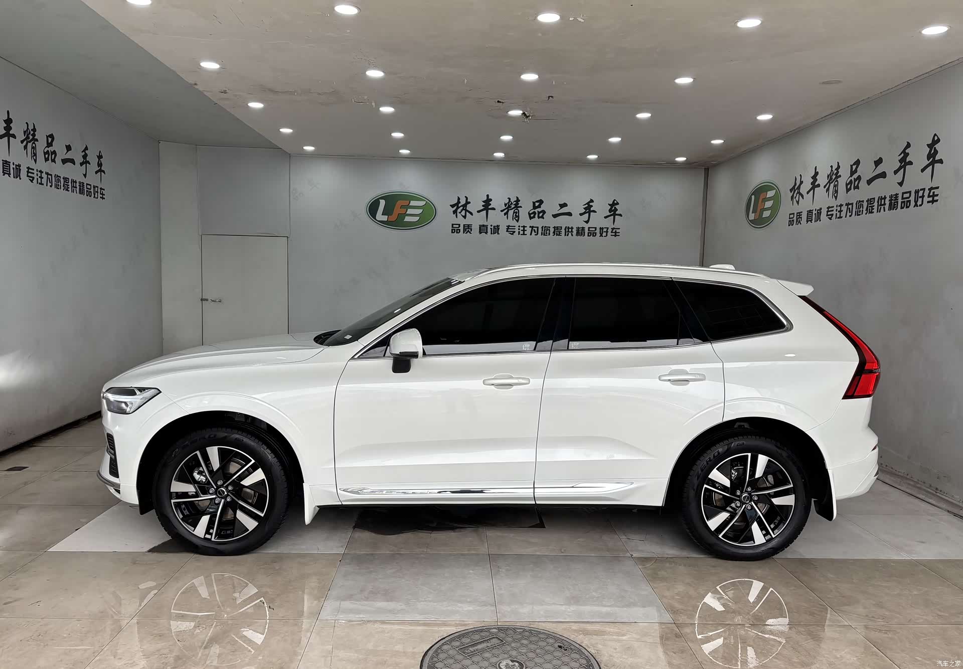 Volvo XC60, 2025 все фото