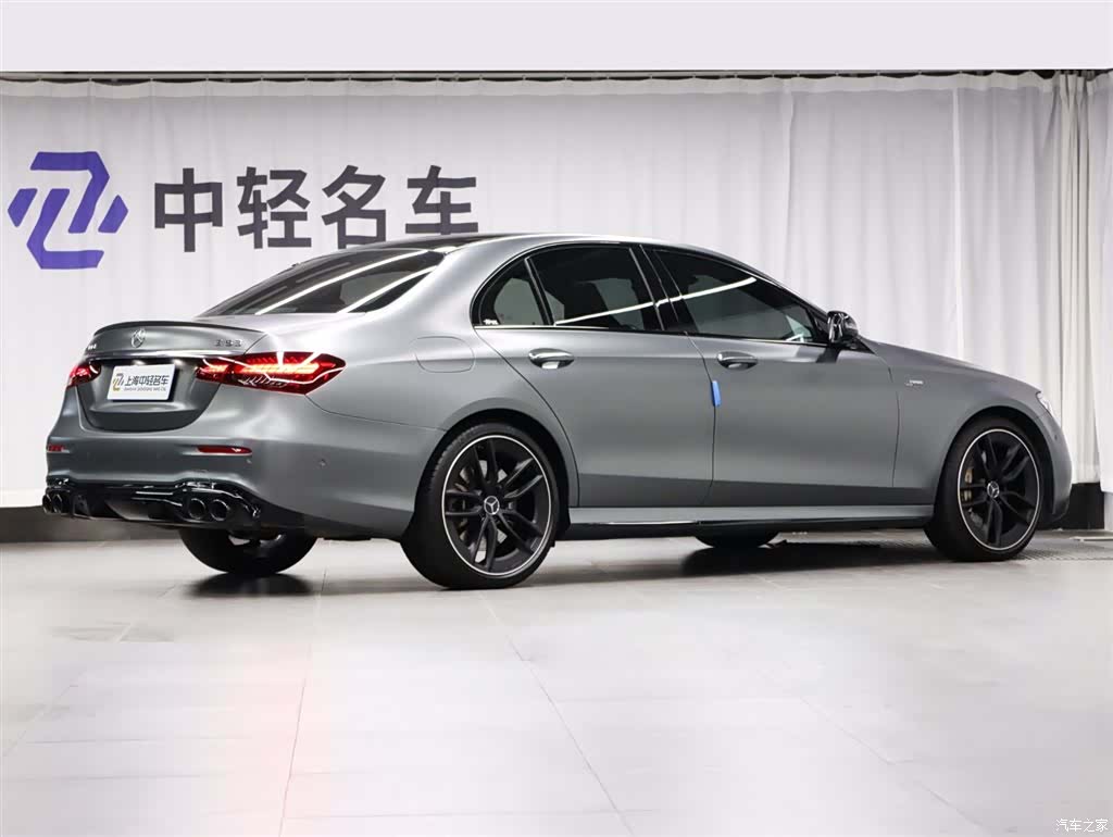 Mercedes-Benz E-Class, 2022 3