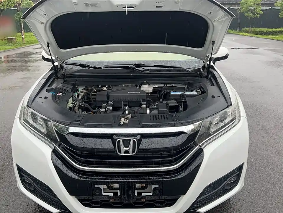 Honda UR-V