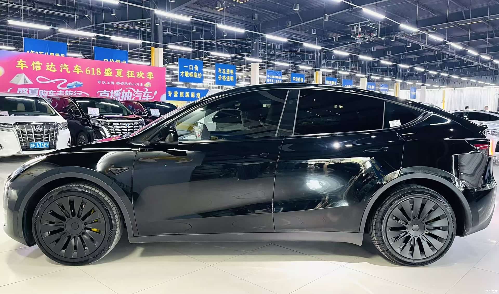 Tesla Model Y, 2024 все фото