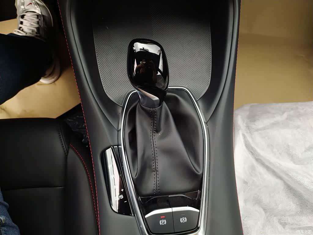 MG MG5, 2026 14