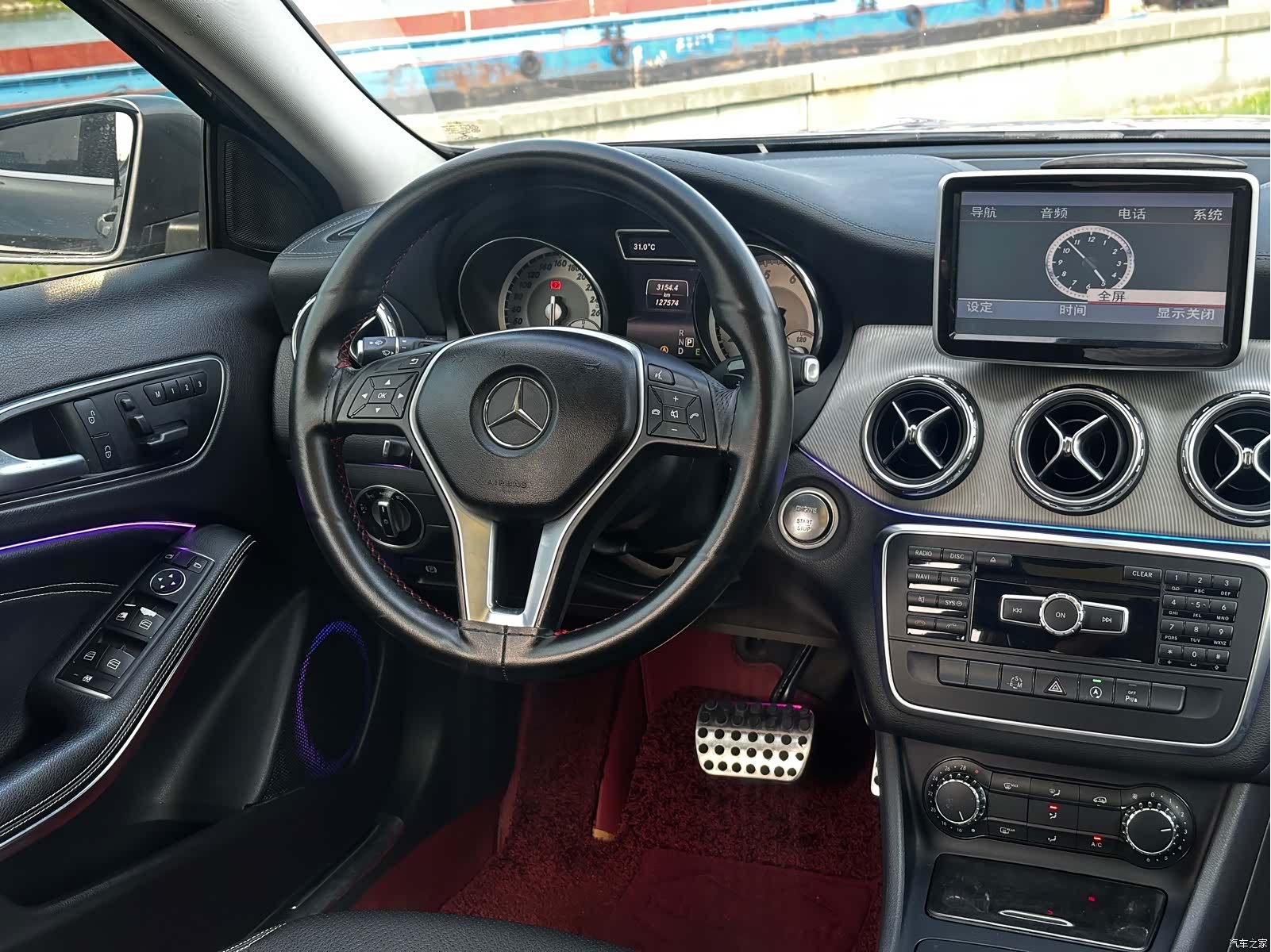 Mercedes-Benz GLA, 2015 8