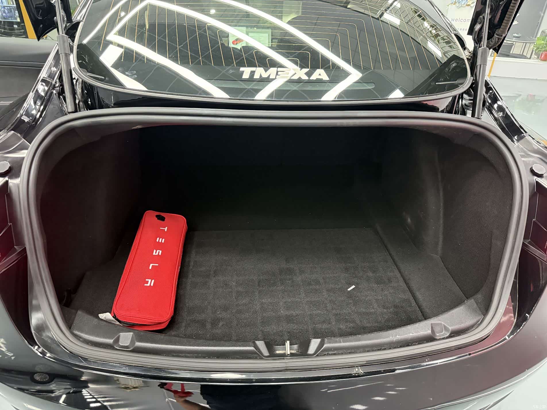 Tesla Model 3, 2020 17