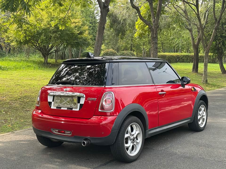 MINI MINI