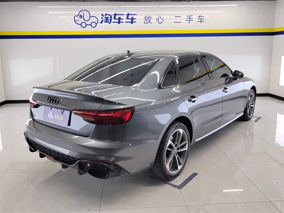 Audi A4L