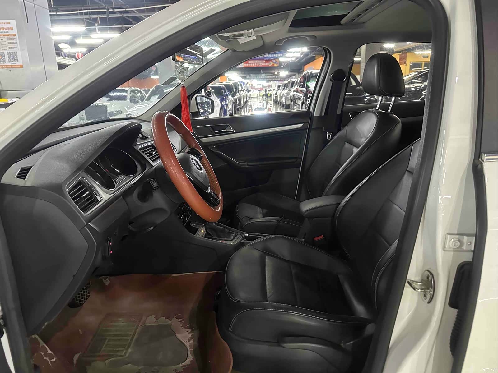 Volkswagen Lavida, 2016 4