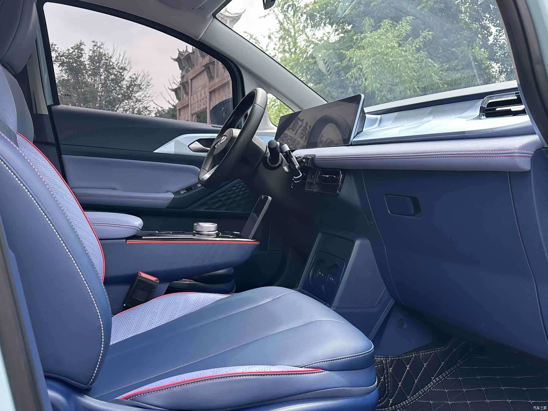 Geely E, 2022 10