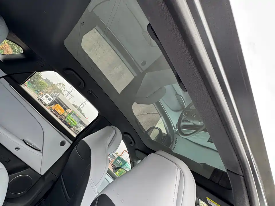 ARCFOX Polar Fox Alpha T5