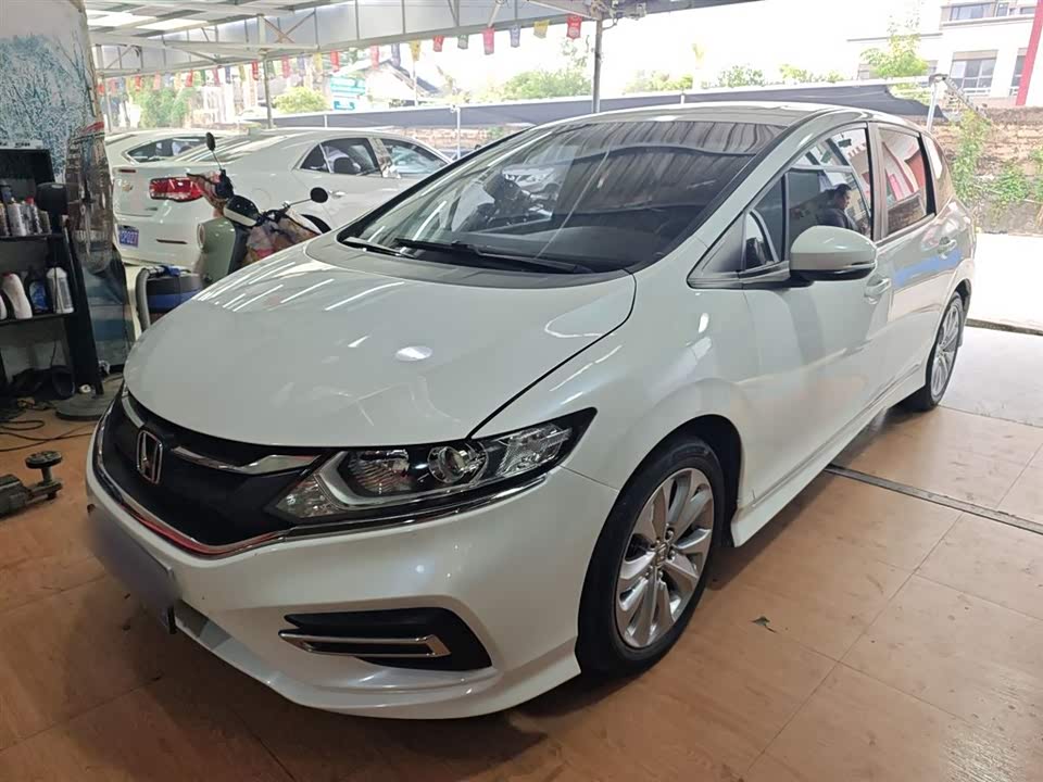 Honda Jade