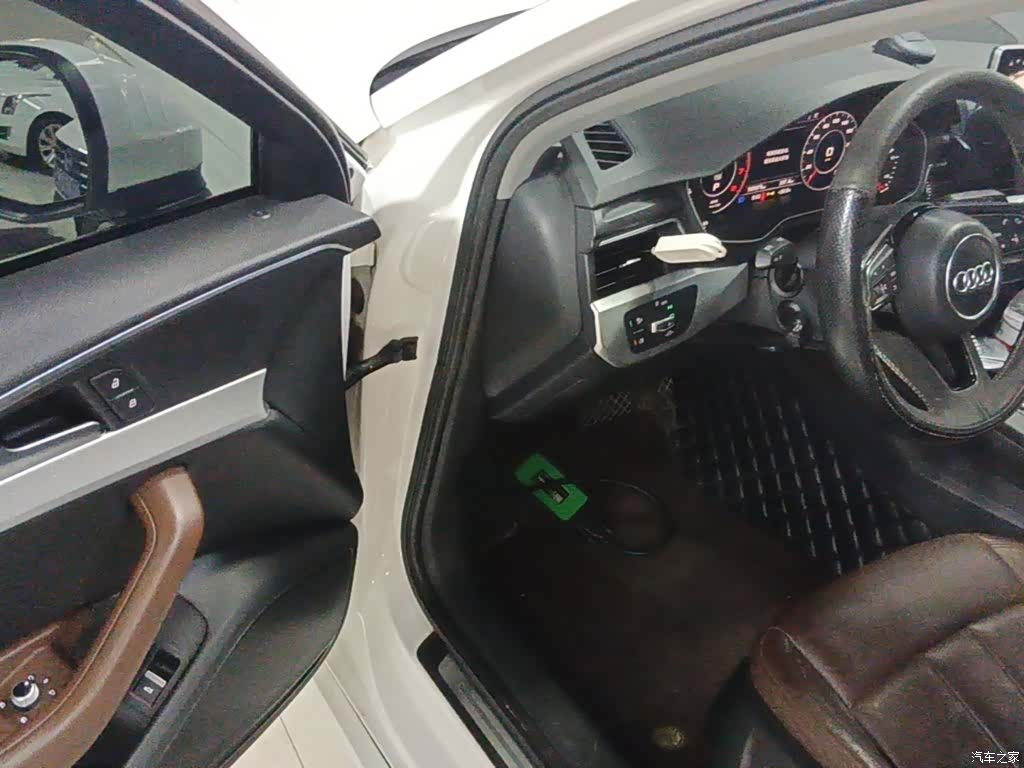 Audi A4L, 2018 16