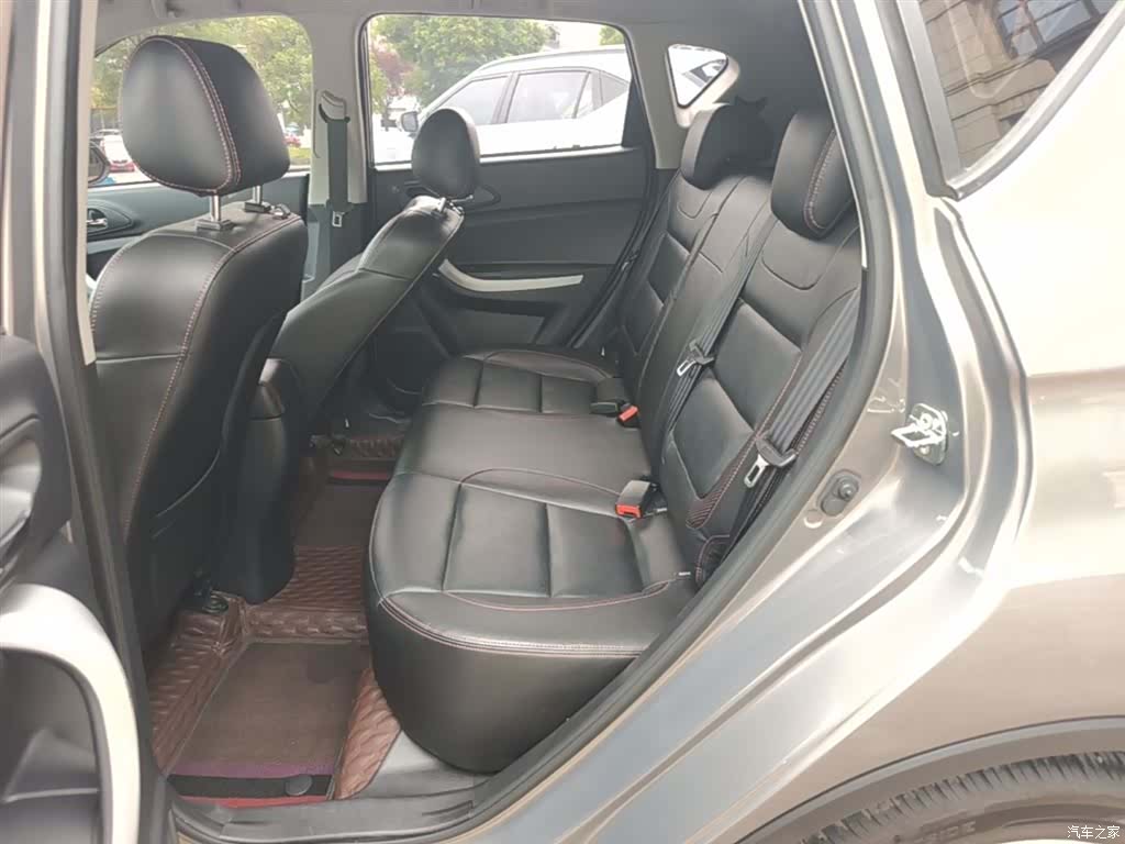 Changan CS35, 2015 17