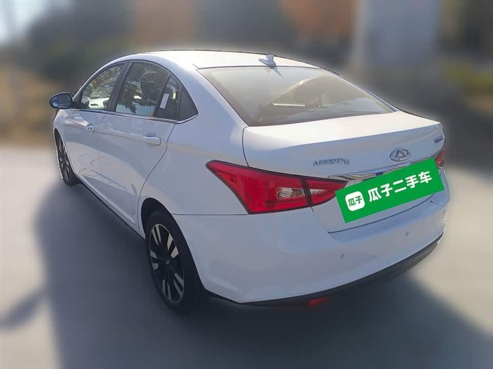 Chery Arrizo 5