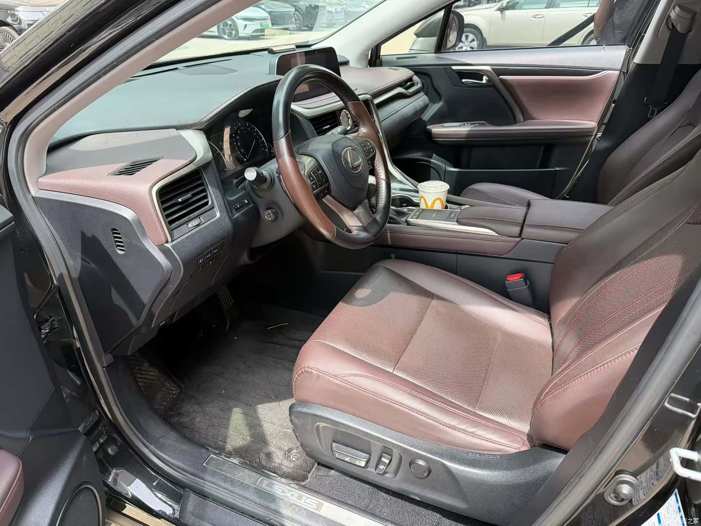 Lexus RX, 2021 3