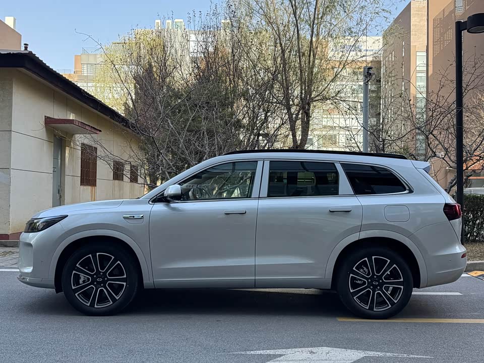 AITO Ask the world M7