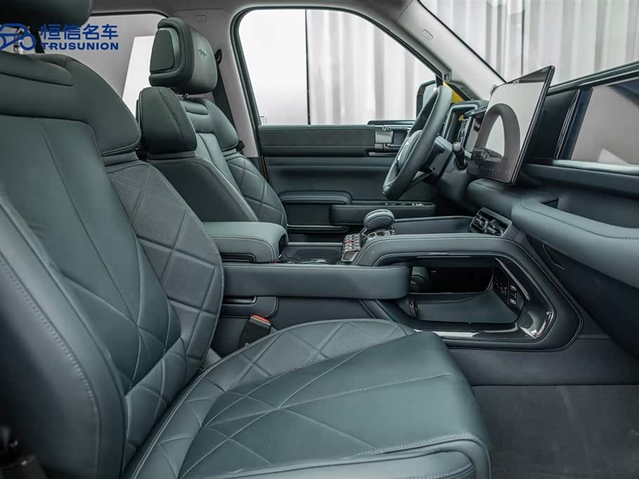 BYD Leopard 5 BYD Leopard 5