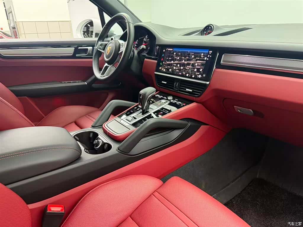 Porsche Cayenne, 2023 11