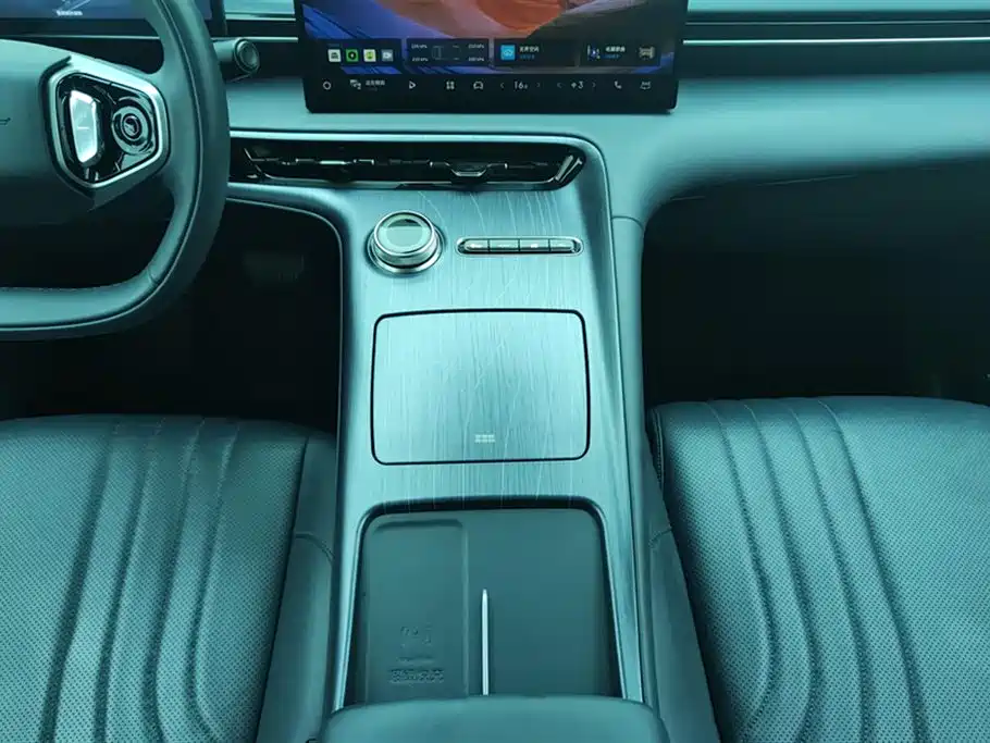 Geely Galaxy Galaxy E5