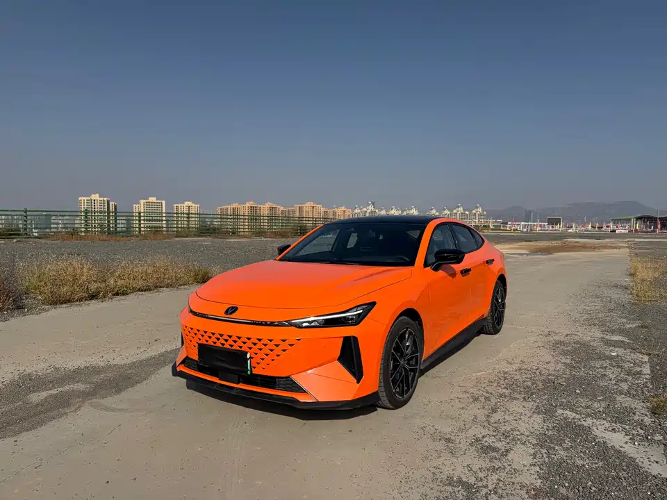 Changan UNI-V Smart iDD